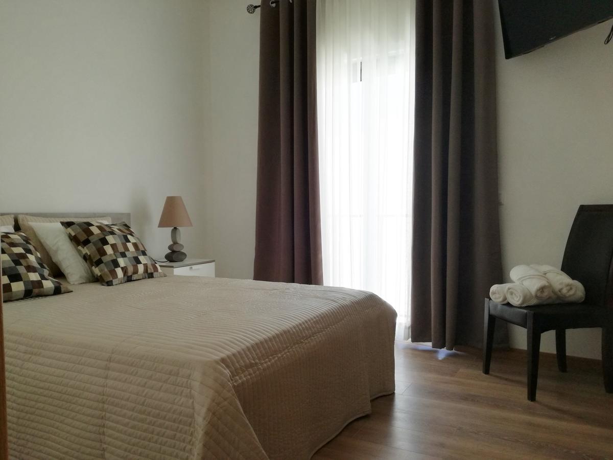 Oceanoasis Hostel Olhao Ngoại thất bức ảnh