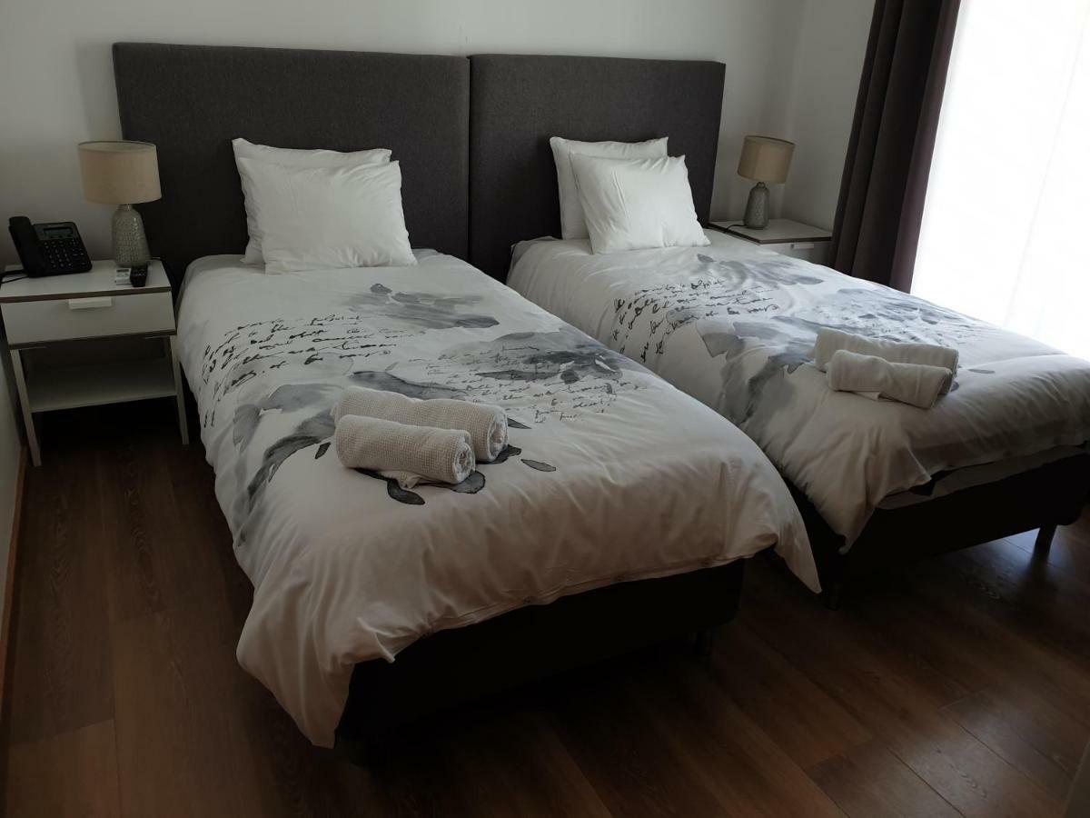 Oceanoasis Hostel Olhao Ngoại thất bức ảnh